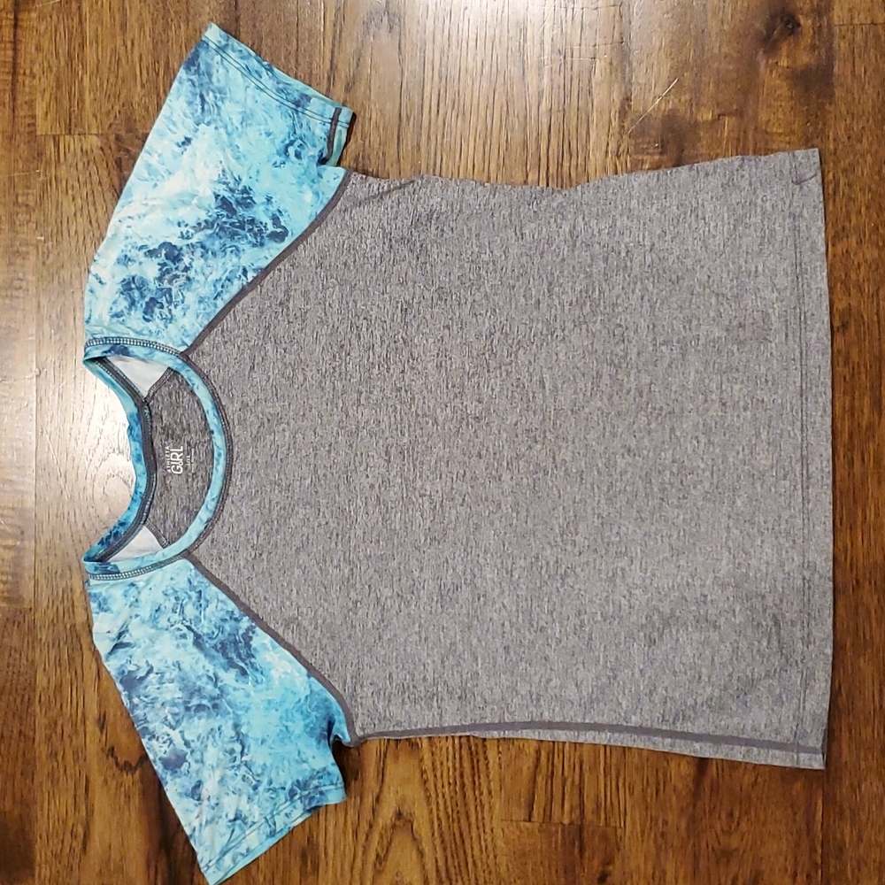 Girls Athleta Girl gray & blue tie dye shirt size L(12)